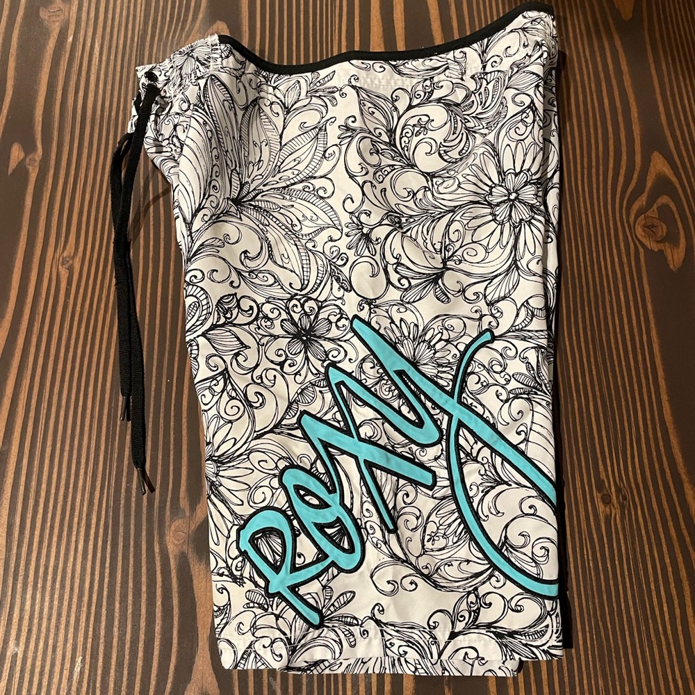 Roxy Black, White & Turquoise Board Shorts Size Jr. 1